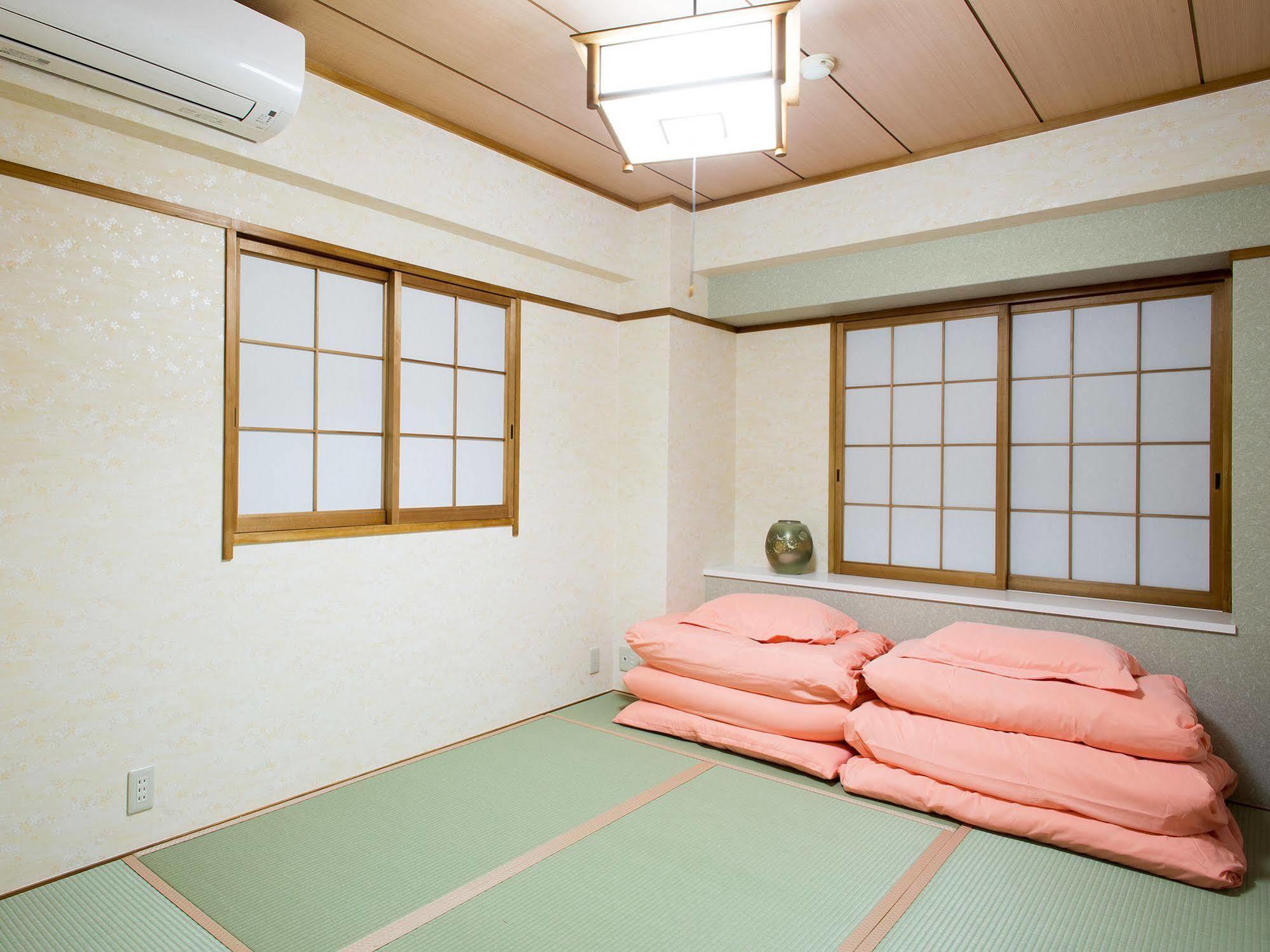 Toyotaya Hostel Nishinomiya Exterior photo